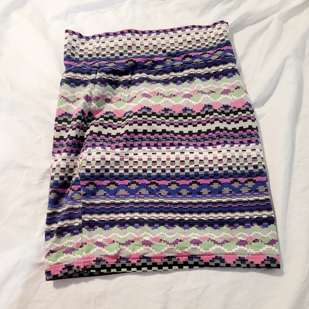 Forever 21 Multicolor Geometric Pattern Mid Length Skirt Size S Small